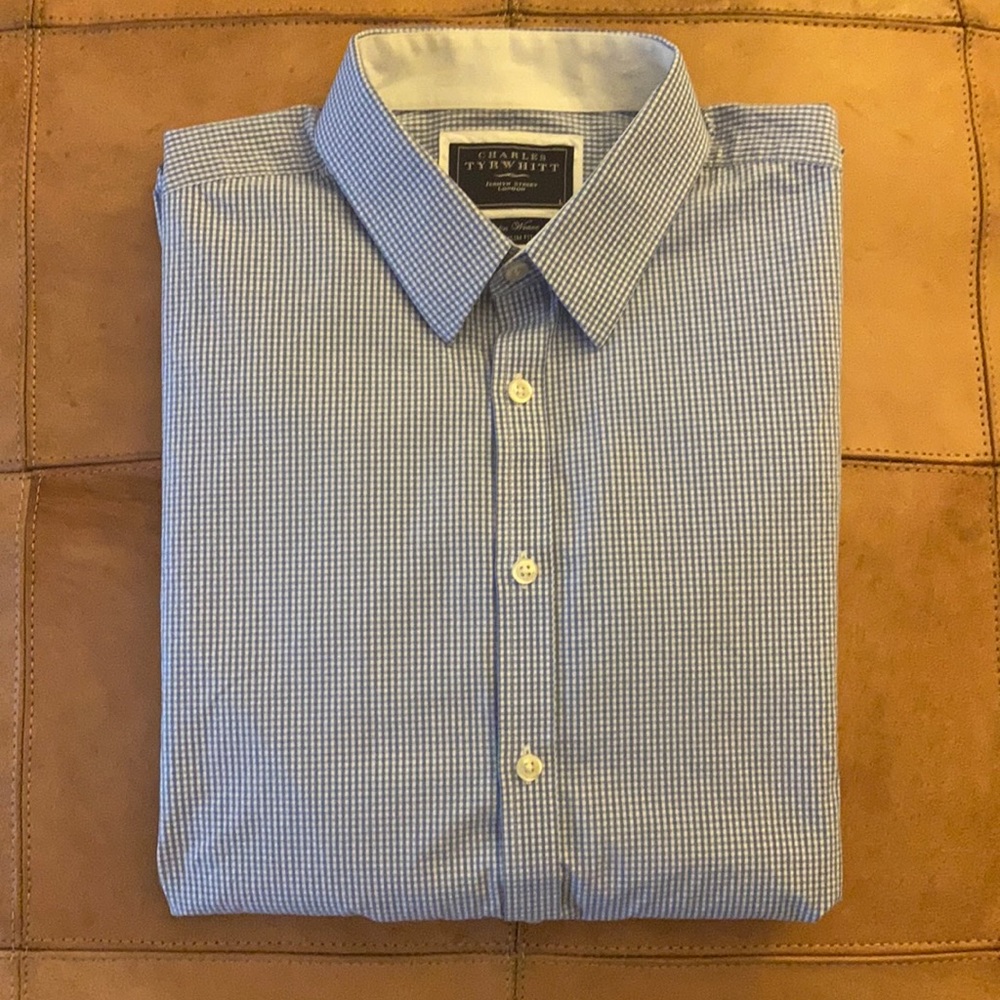 Charles Tyrwhitt Men’s Poplin Weave Shirt